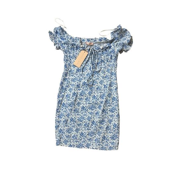 Who I Am Mini Bodycon Summer Dress US6 AU10 Floral Off Shoulder Short Sleeve - Picture 3 of 8